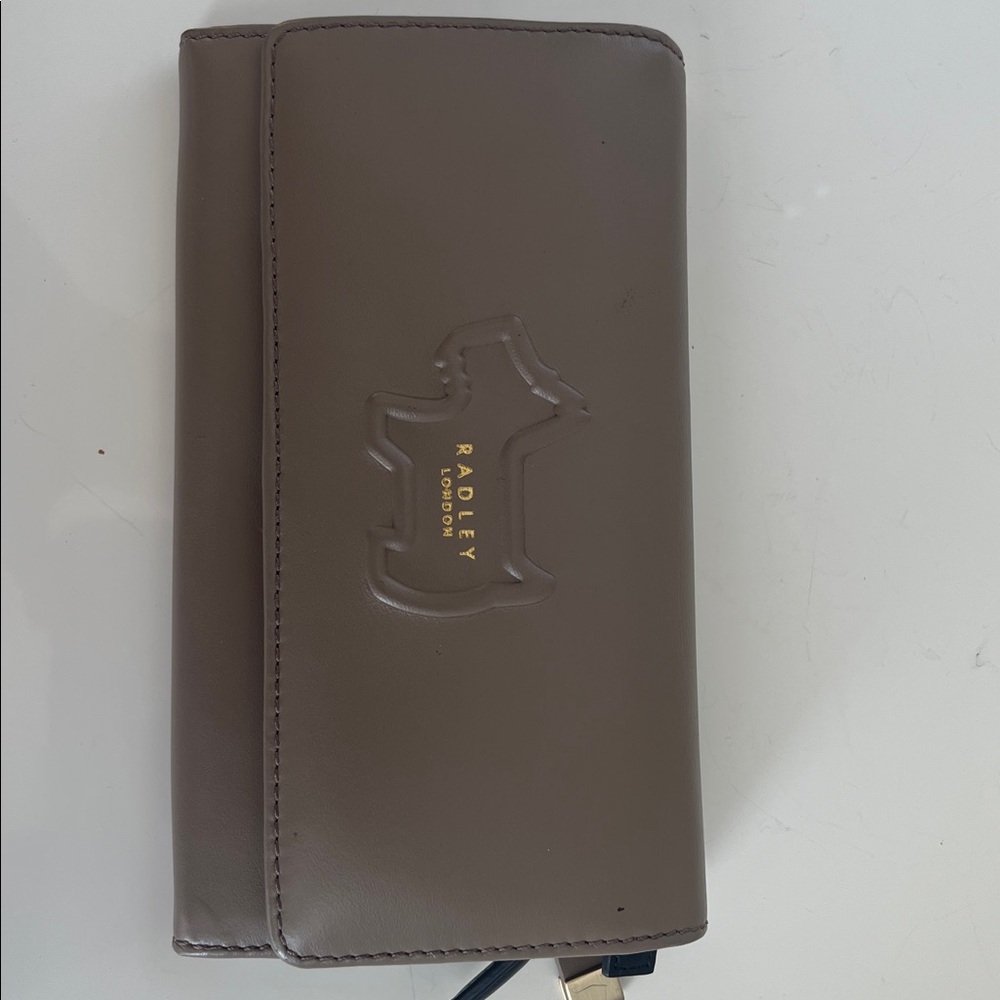 Radley London Wallet with Embossed Dog Logo - Picture 6 of 6